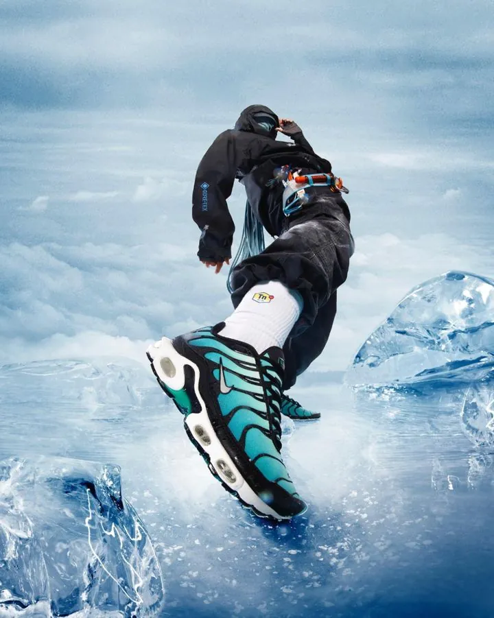 Inoxtag x Nike Air Max Plus sur la glace, shooting au Studio 258 Paris